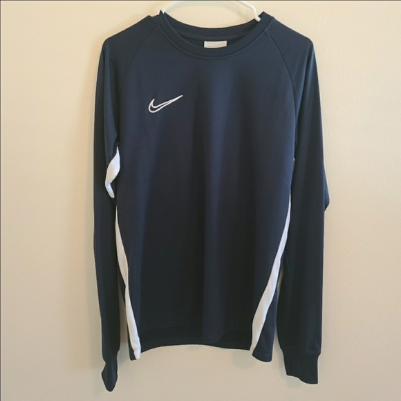 nike soccer sweatshirt